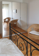 Spiegelschrank mit viel Stauraum